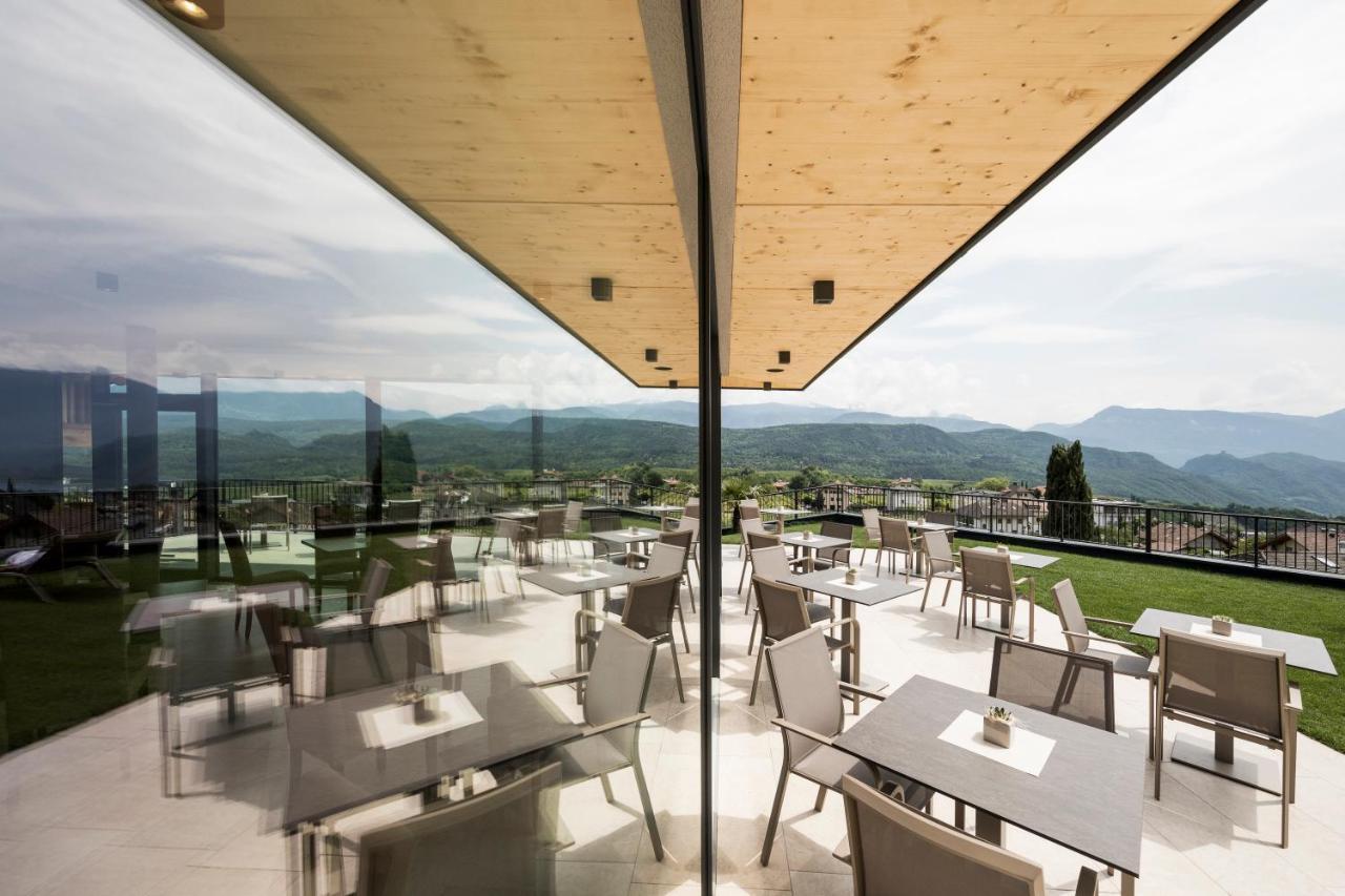 Hotel Torgglhof Caldaro Exterior foto