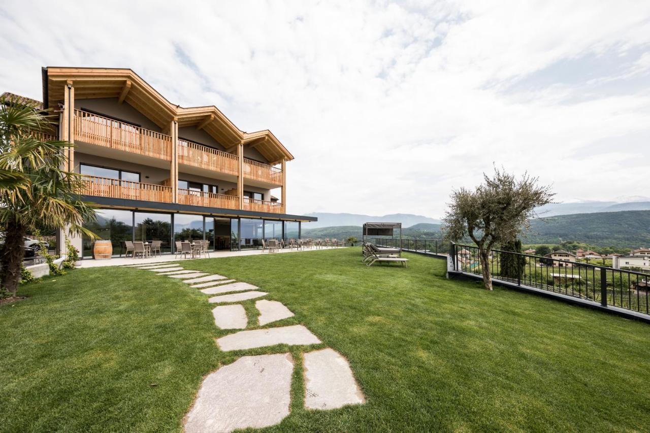 Hotel Torgglhof Caldaro Exterior foto